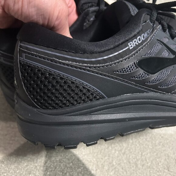 Brooks ⭐️EUC⭐ Men's Addiction 13 Running Sneakers Black/Ebony Men's 9.5 WIDE - Picture 4 of 12